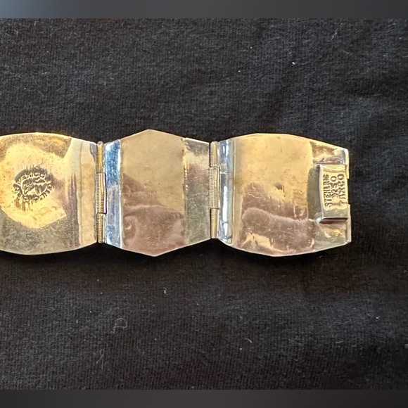 HALF OFF TODAY!! Beautiful Sterling silver an onyx bracelet from Mexico!🖤🩶 - Picture 5 of 6